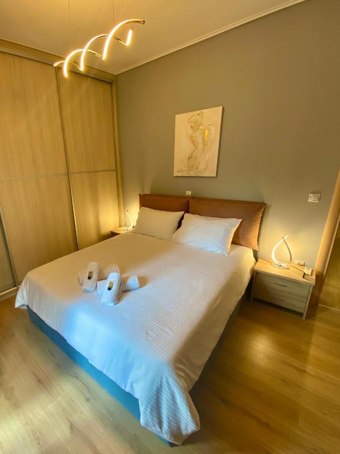 Luxury Suite 10' From The Center Athens Exterior photo